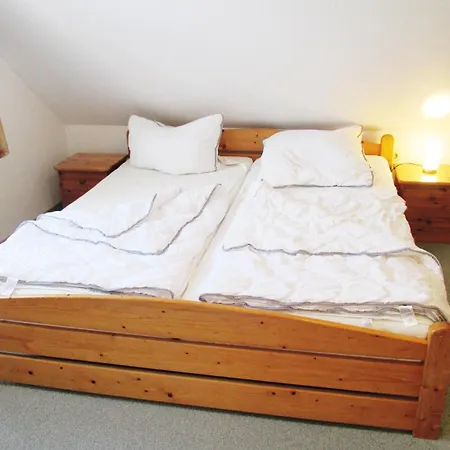 Holiday home Doppelhaushaelfte Mit Windgeschuetzter Terrasse Nessmersiel